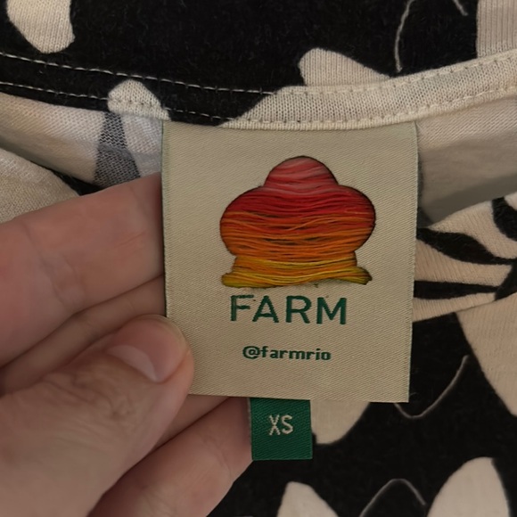 FARM Rio Black and White sleeveless top XS - Picture 3 of 7